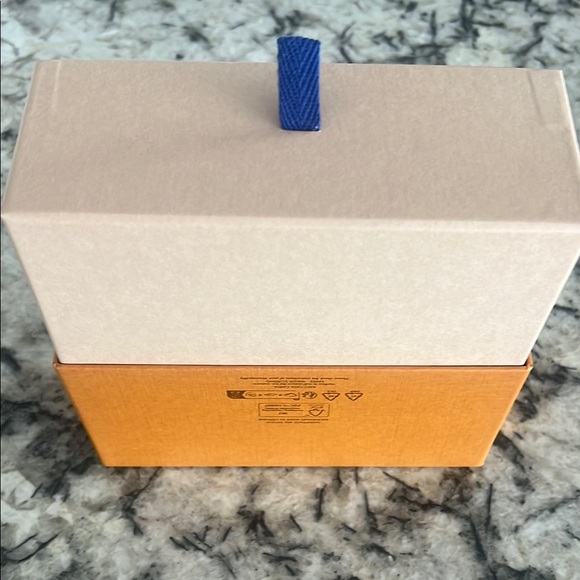 Louis Vuitton Orange and Cream Storage Box - Picture 3 of 6